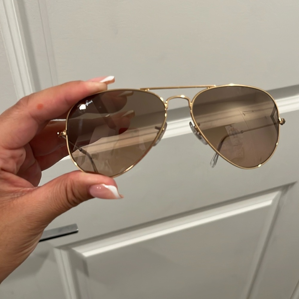 Ray ban sun glasses